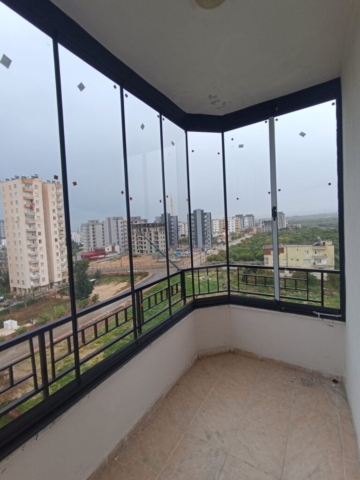 Mersin Zaferpen Cam Balkon