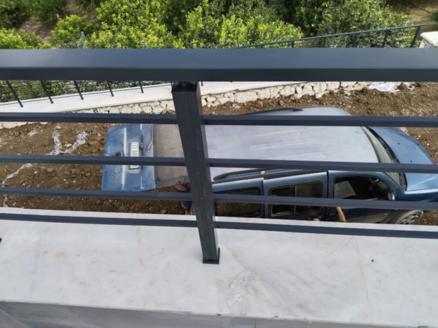 Mersin Zaferpen Balkon Korkuluk